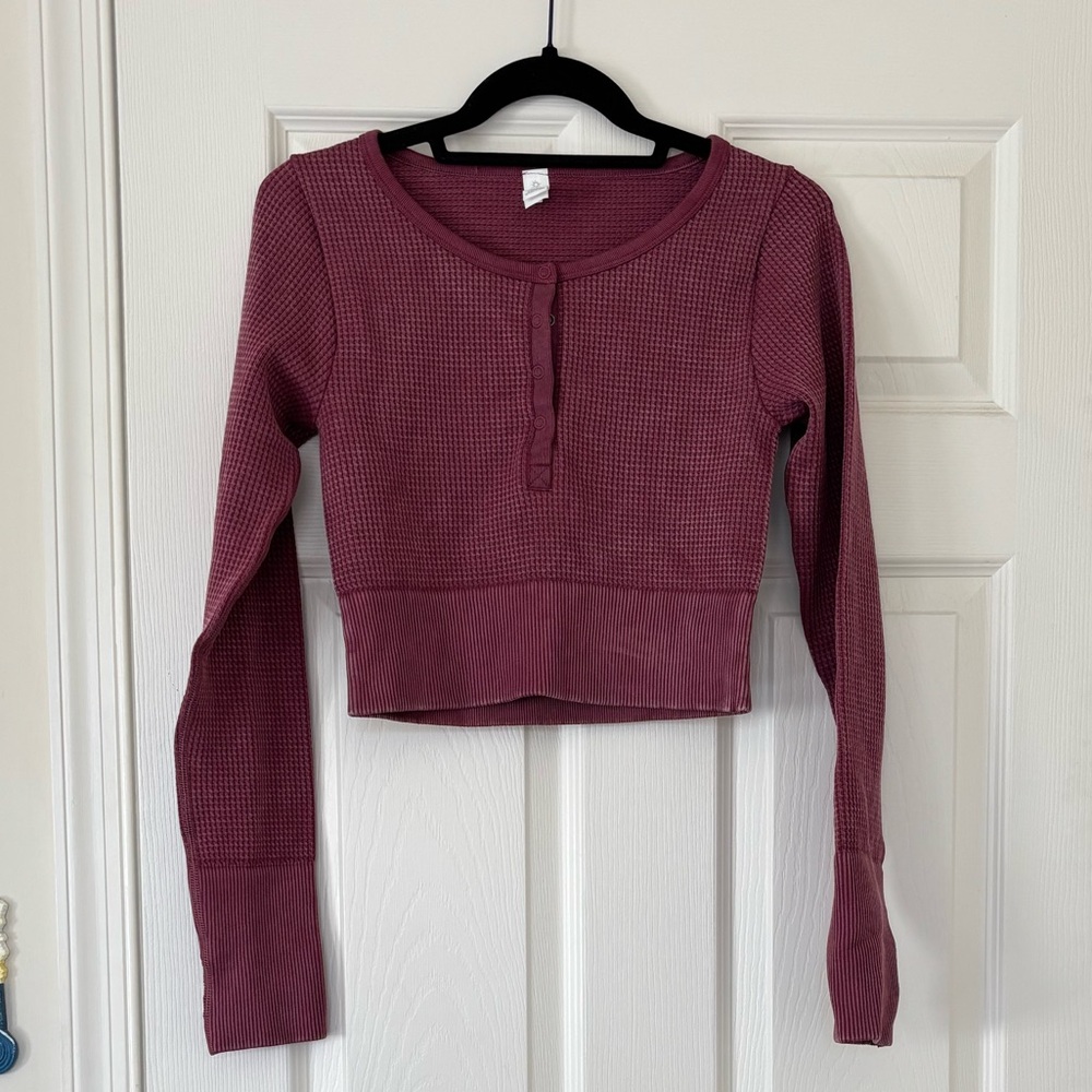 Offline by Aerie Main Squeeze Seamless Waffle Knit Long Sleeve Crop Top